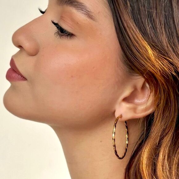 Fashion Bohemian Style 18K Gold Plated Twisted Oil Drop Thin Big Hoop Earrings - Picture 13 of 13